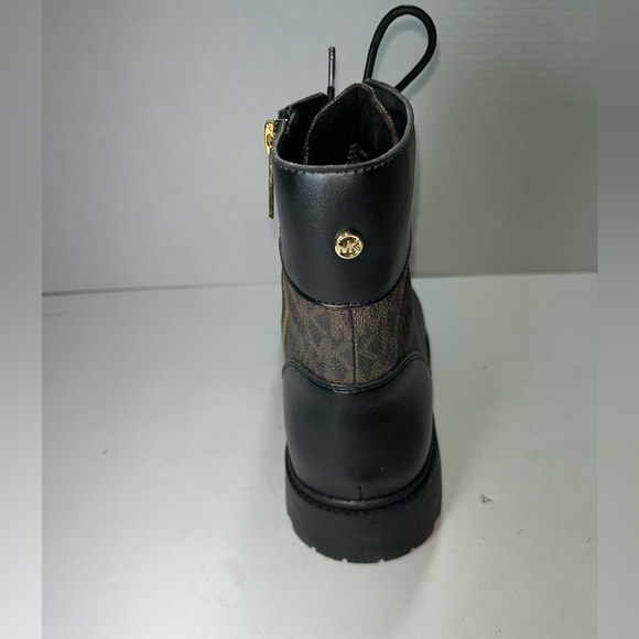 Michael Kors Alistair Bootie - Picture 4 of 6